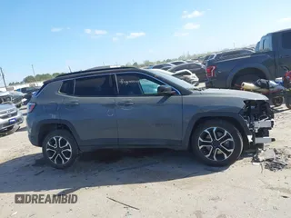 2023 Jeep Compass Limited с VIN 3C4NJDCN4PT505487, выставлен на аукционе IAAI как лот 41816219 с пробегом 10 379 миль миль и . История ставок и продаж доступна на DreamBid. Изображение 14.