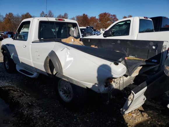 1998 Ford Ranger XL with VIN 1FTYR11U5WTA04293, listed as a Copart auction lot 46054785 with 124,593 mi miles and Salvage Title. Bid and sale history available at carsss.com. Image 2.