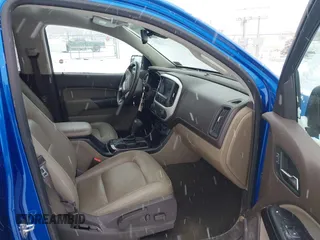 2018 GMC Canyon 4WD SLT with VIN 1GTG6DEN4J1135258, listed as a IAAI auction lot 41591180 with 66,820 mi miles. Bid and sale history available at carsss.com. Image 5.