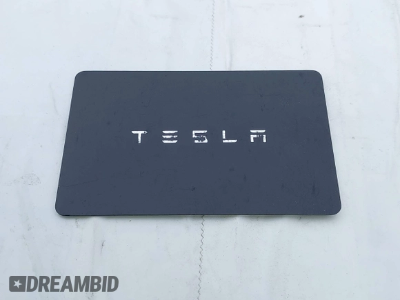 2021 Tesla Model S Plaid with VIN 5YJSA1E62MF447509, listed as a IAAI auction lot 42509281 with 32,372 mi miles and . Bid and sale history available at DreamBid. Image 11.