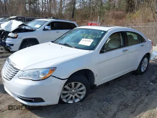 2014 Chrysler 200 Limited with VIN 1C3CCBCG2EN135312, listed as a IAAI auction lot 41787181 with 129,688 mi miles. Bid and sale history available at carsss.com. Image 2.