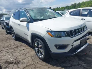 2018 Jeep Compass Limited z VIN 3C4NJDCB0JT314422, wystawiony jako IAAI lot #42020523 z przebiegiem 41 888 mil mil oraz . Historia ofert i sprzedaży dostępna na DreamBid. Obrazek 1.