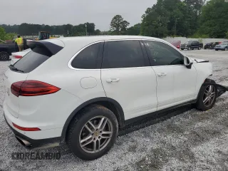 2016 Porsche Cayenne z VIN WP1AA2A25GLA10575, wystawiony jako Copart lot #56941595 z przebiegiem Nie podano mil oraz Szkoda całkowita • Salvage title. Historia ofert i sprzedaży dostępna na DreamBid. Obrazek 3.