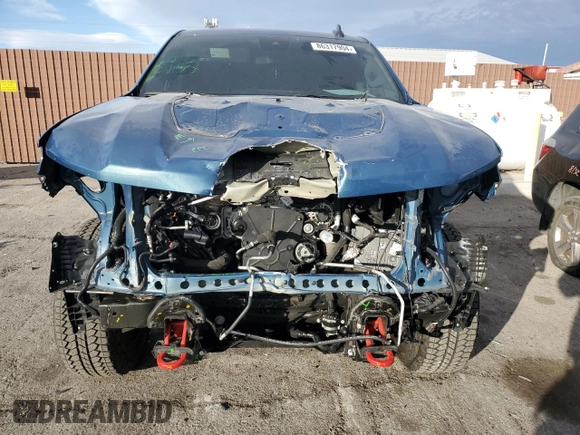 2024 Chevrolet Silverado 1500 Custom Trail Boss with VIN 3GCUDCE88RG260452, listed as a Copart auction lot 86317904 with 8,096 mi miles and Salvage Title. Bid and sale history available at carsss.com. Image 5.