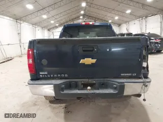 2012 Chevrolet Silverado 1500 LT with VIN 1GCRKSE70CZ132582, listed as a IAAI auction lot 40562795 with 135,396 mi miles. Bid and sale history available at carsss.com. Image 16.