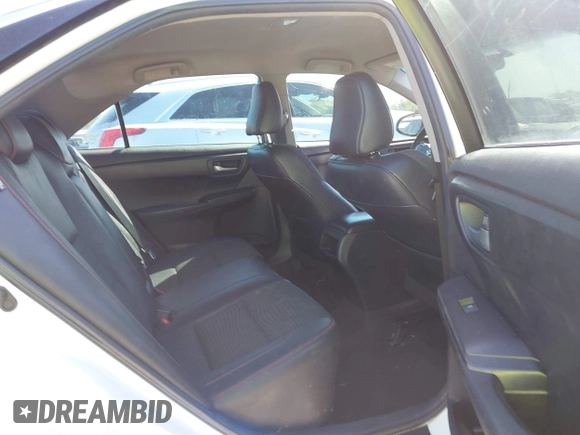 2015 Toyota Camry XLE with VIN 4T1BF1FK1FU055477, listed as a IAAI auction lot 42078518 with 233,159 mi miles and . Bid and sale history available at DreamBid. Image 8.