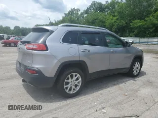 2017 Jeep Cherokee Latitude z VIN 1C4PJMCS0HD224115, wystawiony jako Copart lot #61713985 z przebiegiem 83 421 mil mil oraz Szkoda całkowita • Salvage title. Historia ofert i sprzedaży dostępna na DreamBid. Obrazek 3.