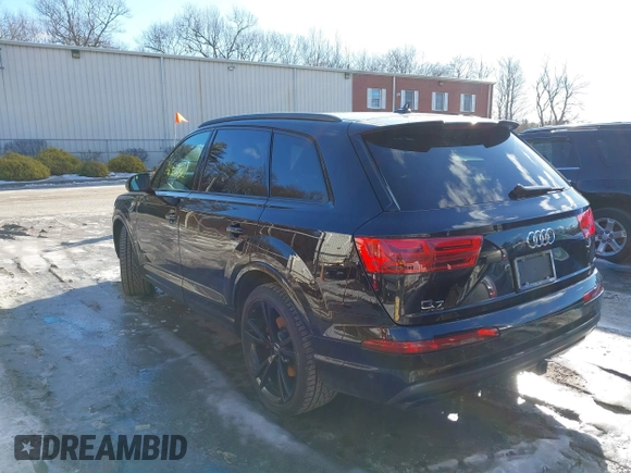 2019 Audi Q7 Prestige with VIN WA1VAAF70KD049749, listed as a IAAI auction lot 41553368 with 88,621 mi miles. Bid and sale history available at carsss.com. Image 3.