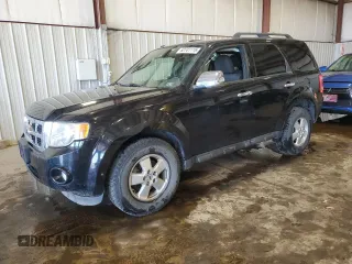 2012 Ford Escape XLT z VIN 1FMCU9D71CKC27621, wystawiony jako Copart lot #62741115 z przebiegiem 128 254 mil mil oraz Szkoda całkowita • Salvage title. Historia ofert i sprzedaży dostępna na DreamBid. Obrazek 1.