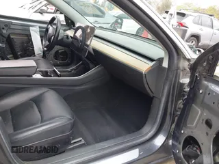 2018 Tesla Model 3 Long Range Battery with VIN 5YJ3E1EA7JF019962, listed as a IAAI auction lot 42024190 with 161,473 mi miles and . Bid and sale history available at DreamBid. Image 5.