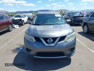 2015 Nissan Rogue SV with VIN 5N1AT2ML0FC862309, listed as a IAAI auction lot 42138785 with 271,537 mi miles and . Bid and sale history available at carsss.com. Image 12.