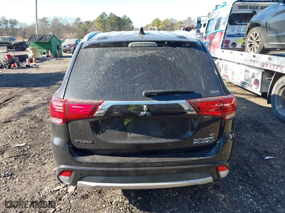 2018 Mitsubishi Outlander PHEV SEL with VIN JA4J24A56JZ040509, listed as a IAAI auction lot 41293973 with 150753 miles. Bid and sale history available at carsss.com. Image 16.