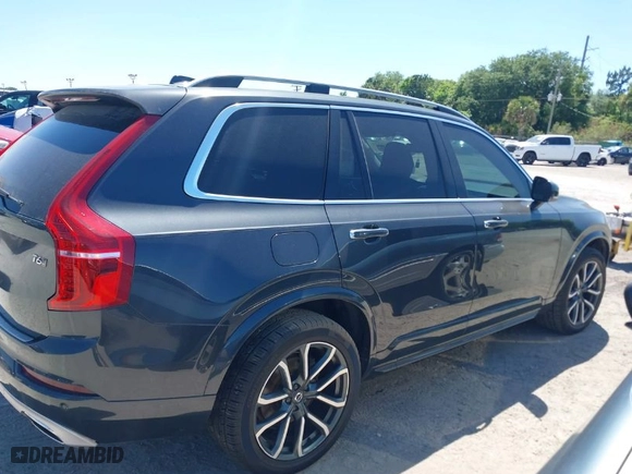 2016 Volvo XC90 T6 Momentum with VIN YV4A22PK4G1040956, listed as a IAAI auction lot 42027275 with 137,247 mi miles. Bid and sale history available at carsss.com. Image 12.
