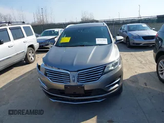 2016 Lincoln MKC Premier with VIN 5LMCJ1D98GUJ21055, listed as a IAAI auction lot 41747502 with 101,956 mi miles and . Bid and sale history available at DreamBid. Image 13.