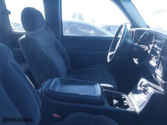 2001 Chevrolet Silverado 1500 LS with VIN 2GCEC19V711258782, listed as a IAAI auction lot 41352234 with 184,348 mi miles. Bid and sale history available at carsss.com. Image 5.