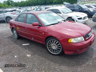 2001 Audi A4 с VIN WAUDC68D51A048332, выставлен на аукционе IAAI как лот 42375647 с пробегом 136 137 миль миль и . История ставок и продаж доступна на DreamBid. Изображение 1.
