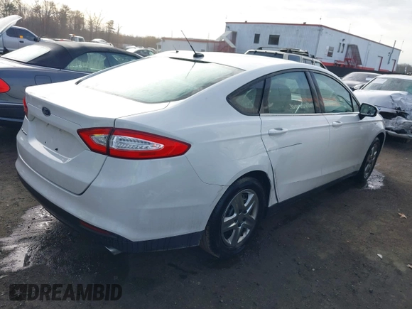 2013 Ford Fusion S with VIN 3FA6P0G73DR160667, listed as a IAAI auction lot 40964633 with 130,487 mi miles. Bid and sale history available at carsss.com. Image 4.