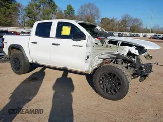 2023 Chevrolet Colorado 4WD Trail Boss with VIN 1GCPTEEK4P1229539, listed as a IAAI auction lot 41251782 with 45,027 mi miles. Bid and sale history available at carsss.com. Image 1.