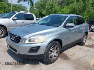2013 Volvo XC60 T6 z VIN YV4902DZ5D2448575, wystawiony jako IAAI lot #42434563 z przebiegiem 154 710 mil mil oraz . Historia ofert i sprzedaży dostępna na DreamBid. Obrazek 17.
