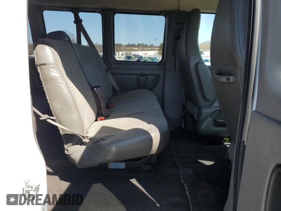 2020 Chevrolet Express Passenger LT with VIN 1GAZGPFG8L1176429, listed as a Copart auction lot 50260385 with 91,431 mi miles and Clean title. Bid and sale history available at DreamBid. Image 11.