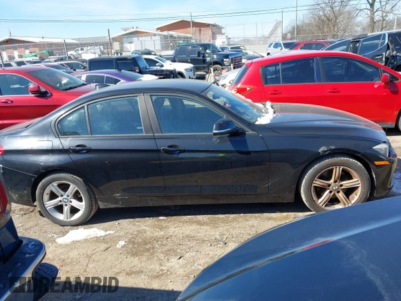 2014 BMW 3 Series 328d xDrive with VIN WBA3D5C54EF147199, listed as a IAAI auction lot 41626737 with 98,281 mi miles. Bid and sale history available at carsss.com. Image 13.