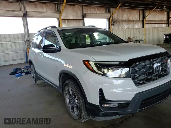 2023 Honda Passport TrailSport z VIN 5FNYF8H68PB000476, wystawiony jako Copart lot #55079045 z przebiegiem 30 543 mil mil oraz Szkoda całkowita • Salvage title. Historia ofert i sprzedaży dostępna na DreamBid. Obrazek 14.
