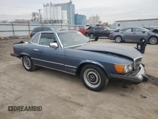 1983 Mercedes-Benz 380 SL with VIN WDBBA45A8DB028409, listed as a Copart auction lot 82230614 with 170,822 mi miles and Salvage Title. Bid and sale history available at DreamBid. Image 4.