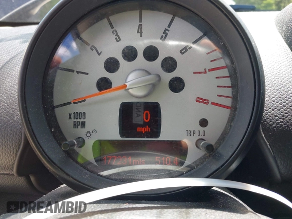 2012 MINI Countryman with VIN WMWZB3C5XCWM06084, listed as a IAAI auction lot 42744454 with 177,231 mi miles and . Bid and sale history available at DreamBid. Image 7.