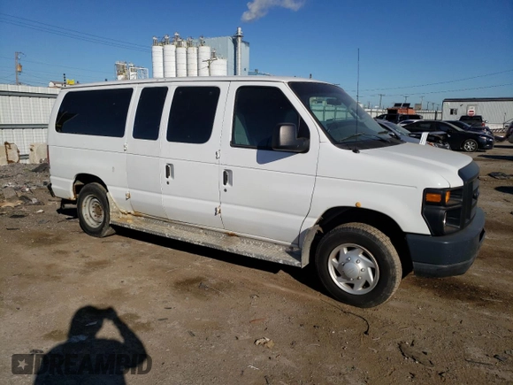 2008 Ford Econoline Passenger XL with VIN 1FMNE11W78DB22208, listed as a Copart auction lot 74913084 with Not Provided miles and Clean Title. Bid and sale history available at DreamBid. Image 4.