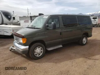 2005 Ford Econoline Passenger XL with VIN 1FBNE31L75HA17246, listed as a Copart auction lot 46470884 with 194,029 mi miles and Salvage Title. Bid and sale history available at carsss.com. Image 1.