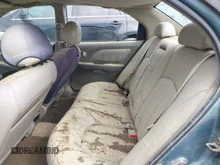 2005 Hyundai Sonata GLS with VIN KMHWF35H35A096177, listed as a IAAI auction lot 41693685 with 206,946 mi miles. Bid and sale history available at carsss.com. Image 8.