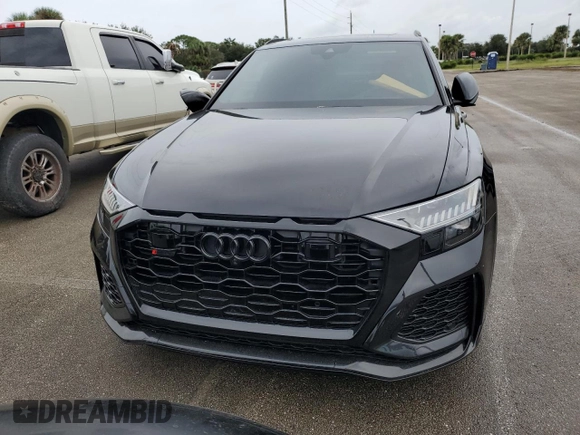 2021 Audi RS Q8 z VIN WU1ARBF11MD029420, wystawiony jako Copart lot #73844124 z przebiegiem Nie podano mil oraz Nie do naprawy. Historia ofert i sprzedaży dostępna na DreamBid. Obrazek 5.