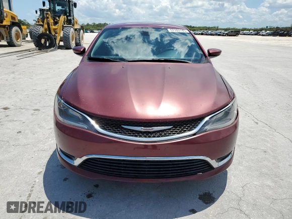 2015 Chrysler 200 Limited z VIN 1C3CCCAB6FN733384, wystawiony jako Copart lot #57103145 z przebiegiem 155 164 mil mil oraz Szkoda całkowita • Salvage title. Historia ofert i sprzedaży dostępna na DreamBid. Obrazek 5.