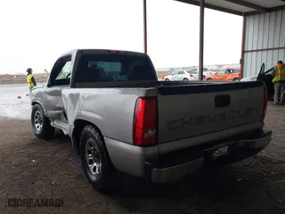 2006 Chevrolet Silverado 1500 Work Truck with VIN 3GCEC14X56G197455, listed as a IAAI auction lot 41444876 with 127,792 mi miles. Bid and sale history available at carsss.com. Image 3.