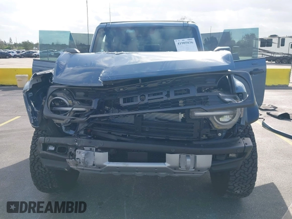 2023 Ford Bronco Raptor с VIN 1FMEE5JR6PLB05714, выставлен на аукционе IAAI как лот 41905036 с пробегом 6 115 миль миль и . История ставок и продаж доступна на DreamBid. Изображение 6.