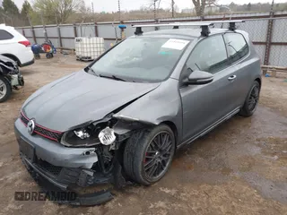 2013 Volkswagen GTI w/Conv & Sunroof z VIN WVWFD7AJ1DW053839, wystawiony jako IAAI lot #41805068 z przebiegiem 90 501 mil mil oraz . Historia ofert i sprzedaży dostępna na DreamBid. Obrazek 17.