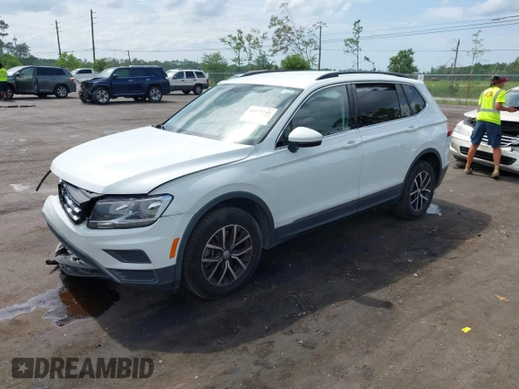 2021 Volkswagen Tiguan SE z VIN 3VV2B7AX5MM057743, wystawiony jako IAAI lot #42471192 z przebiegiem 80 133 mil mil oraz . Historia ofert i sprzedaży dostępna na DreamBid. Obrazek 17.