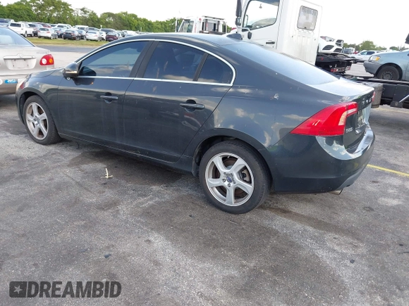 2012 Volvo S60 T5 с VIN YV1622FSXC2042252, выставлен на аукционе IAAI как лот 42546252 с пробегом 117 212 миль миль и . История ставок и продаж доступна на DreamBid. Изображение 3.