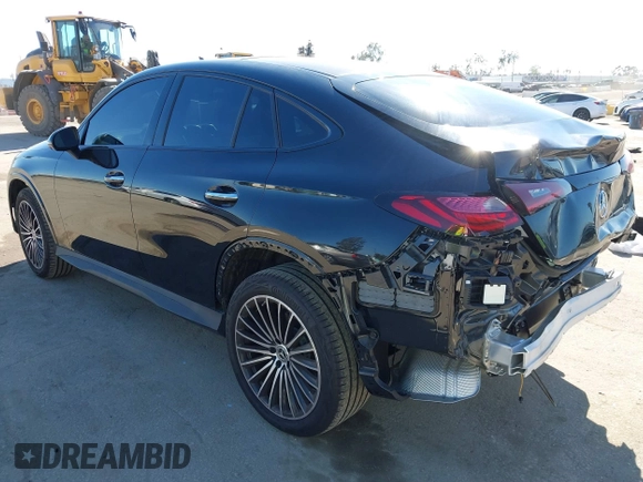 2024 Mercedes-Benz GLC with VIN W1NKJ4HB2RF174822, listed as a IAAI auction lot 41860152 with 7,305 mi miles. Bid and sale history available at carsss.com. Image 3.