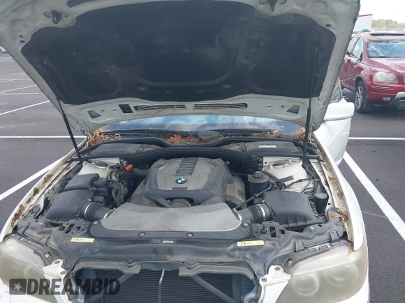2006 BMW 7 Series 750Li with VIN WBAHN83516DT32361, listed as a IAAI auction lot 41973491 with 170,428 mi miles. Bid and sale history available at carsss.com. Image 10.