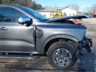 2024 Ford Ranger Lariat with VIN 1FTER4KH3RLE14617, listed as a IAAI auction lot 41705701 with 9,082 mi miles and . Bid and sale history available at DreamBid. Image 18.