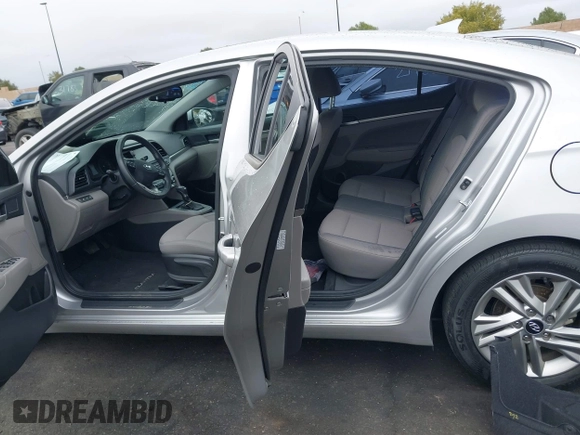 2020 Hyundai Elantra Value Edition z VIN KMHD84LF5LU015393, wystawiony jako IAAI lot #41510766 z przebiegiem 46 452 mil mil oraz . Historia ofert i sprzedaży dostępna na DreamBid. Obrazek 8.