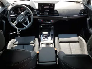 2023 Audi Q5 S line Prestige with VIN WA1FAAFY3P2196857, listed as a Copart auction lot 68105594 with 8,985 mi miles and Salvage Title. Bid and sale history available at carsss.com. Image 8.
