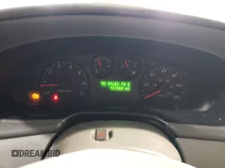 2004 Ford Taurus SE z VIN 1FAFP532X4A187754, wystawiony jako Copart lot #51262185 z przebiegiem 121 663 mil mil oraz Szkoda całkowita • Salvage title. Historia ofert i sprzedaży dostępna na DreamBid. Obrazek 9.
