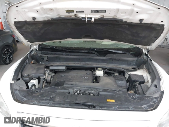 2013 Infiniti JX35 with VIN 5N1AL0MM4DC342673, listed as a IAAI auction lot 41813025 with 125,982 mi miles and . Bid and sale history available at DreamBid. Image 10.