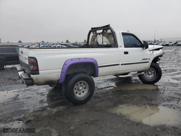 1998 Dodge Ram 1500 with VIN 1B7HF16Z2WS579700, listed as a Copart auction lot 81646884 with 328,476 mi miles and Salvage Title. Bid and sale history available at carsss.com. Image 3.