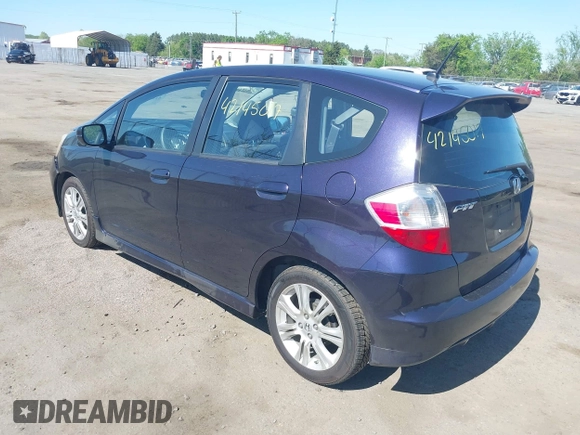 2010 Honda Fit Sport with VIN JHMGE8H6XAC032668, listed as a IAAI auction lot 42145017 with 172,922 mi miles and . Bid and sale history available at DreamBid. Image 3.