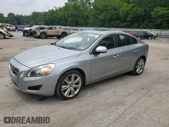 2011 Volvo S60 with VIN YV1902FH6B2011330, listed as a Copart auction lot 61014585 with 97,252 mi miles and Salvage title. Bid and sale history available at DreamBid. Image 1.
