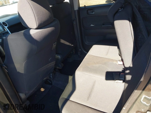2006 Scion xB with VIN JTLKT334164040819, listed as a IAAI auction lot 41596038 with 187,508 mi miles. Bid and sale history available at carsss.com. Image 8.