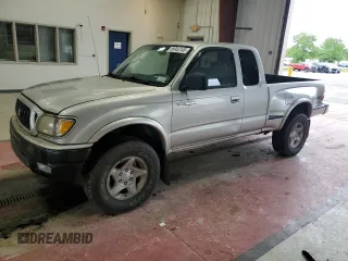 2003 Toyota Tacoma with VIN 5TEWN72N03Z188648, listed as a Copart auction lot 58953145 with 164,757 mi miles and Clean title. Bid and sale history available at DreamBid. Image 1.
